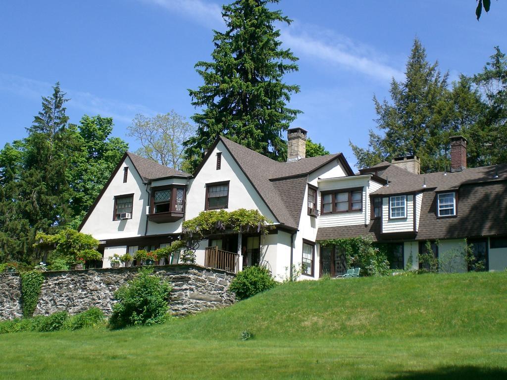 Whistler'S Inn Lenox Εξωτερικό φωτογραφία