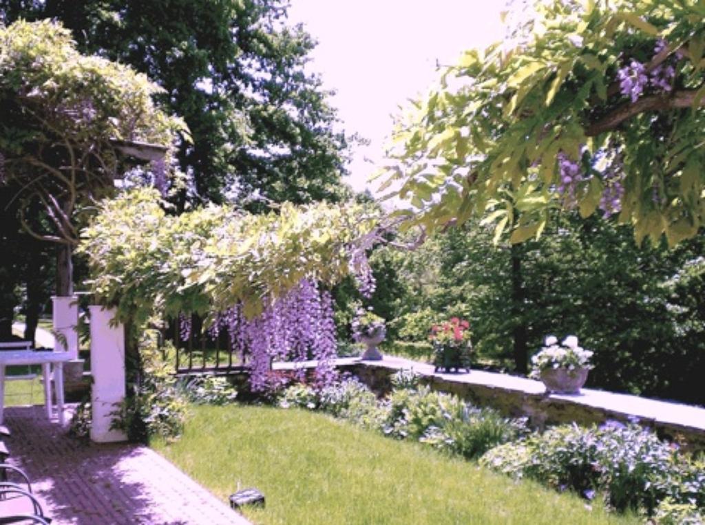 Whistler'S Inn Lenox Εξωτερικό φωτογραφία